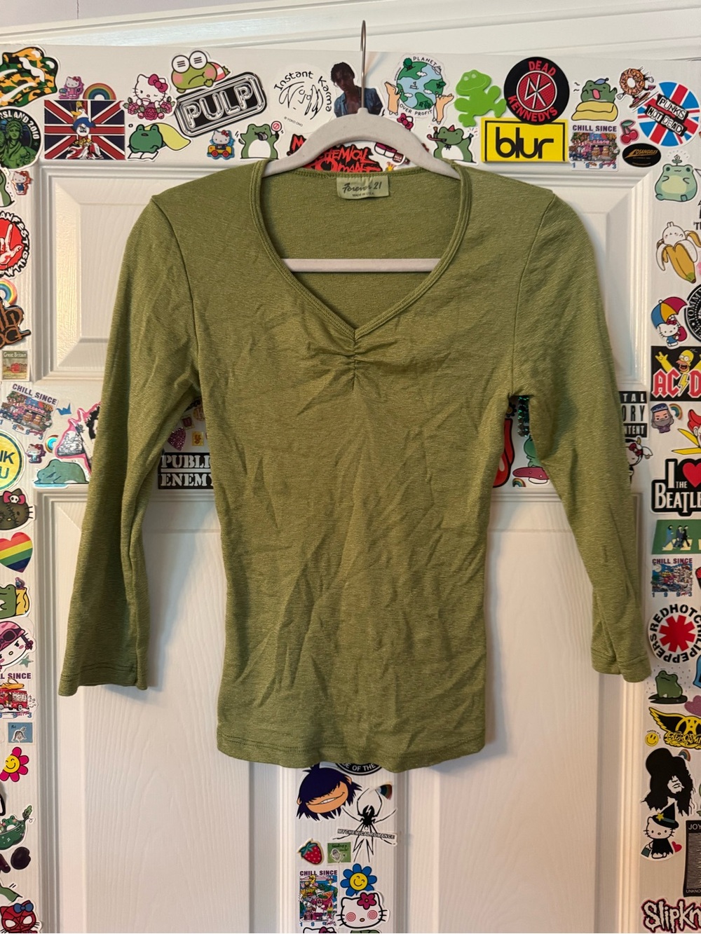 Vintage Forever 21 Olive Green V‑Neck Long Sleeve Top